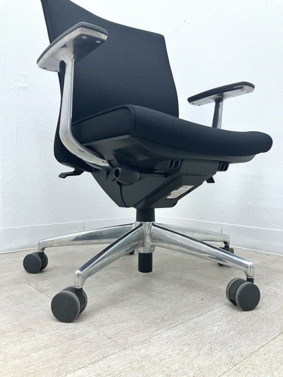 コクヨPUNTO(プント)チェア 固定肘付プントチェア 商品画像9