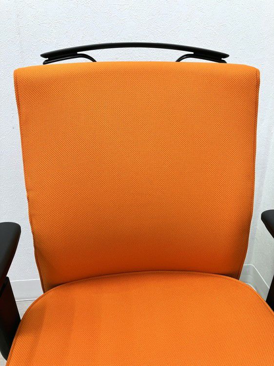 コクヨPUNTO(プント)チェア 可動肘付プントチェア 商品画像5