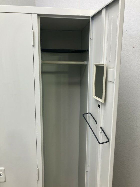 ダイヤル式3人用ロッカー 商品画像4