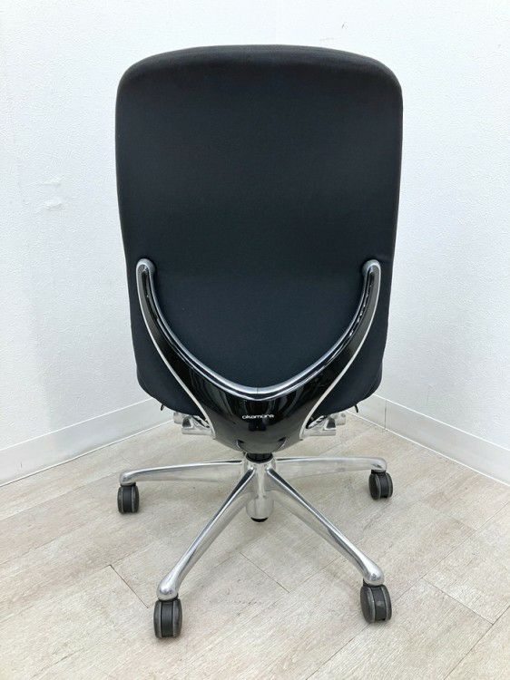 オカムラZephyr(ゼファー)シリーズ ゼファーチェア 商品画像4