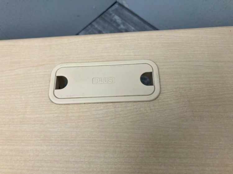 プラスフラットラインシリーズ 1400平デスク 商品画像4