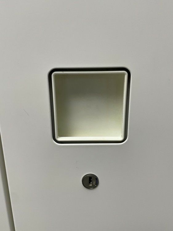 レクトラインシリーズ 両開き書庫 商品画像7