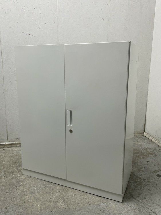 コクヨインベントシリーズ 両開き書庫 商品画像1