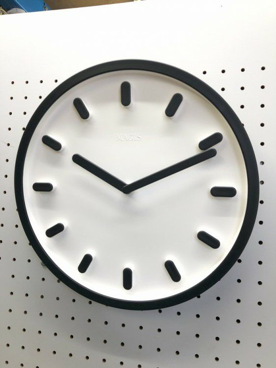 タ*ト様 MAGIS TEMPO 掛時計 マジス　テンポ　中古品 訳あり　茶色 楽天市場】マジス テンポ TEMPO 壁掛け時計 クロック MAGIS おしゃれ