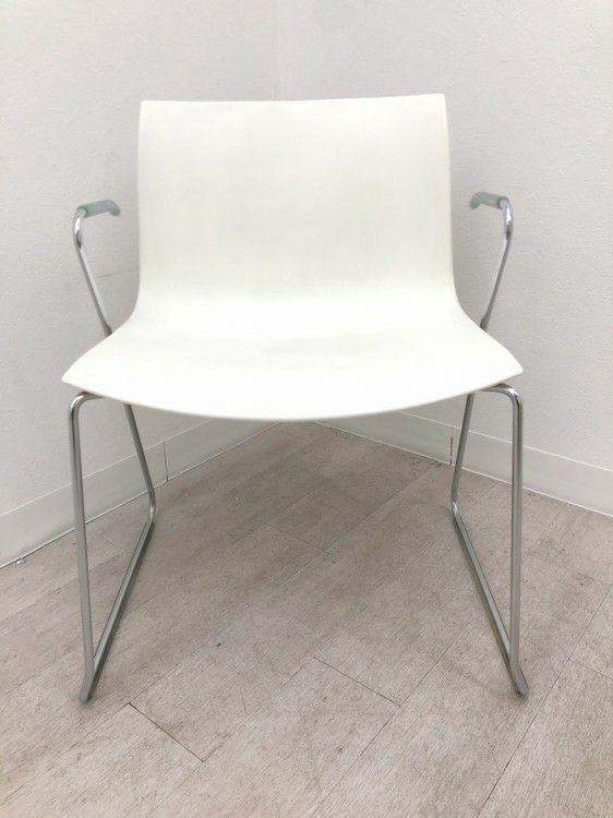 arper（アルペール）キャティファ46シリーズ スタッキングチェア 商品画像2