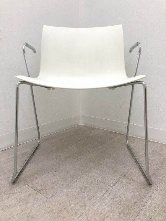 arper（アルペール）キャティファ46シリーズ スタッキングチェア 商品画像3