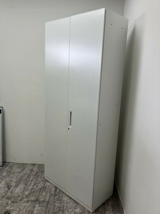 コクヨEDIA(エディア)シリーズ 壁面両開き書庫 商品画像1