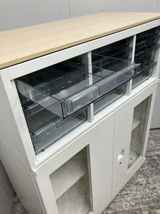 オカムラレクトラインシリーズ 天板付両開き・クリアケース上下書庫 商品画像4