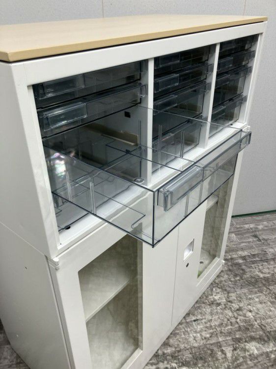 オカムラレクトラインシリーズ 天板付両開き・クリアケース上下書庫 商品画像5