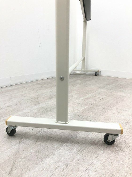 コクヨ1800脚付ホワイトボード 商品画像8