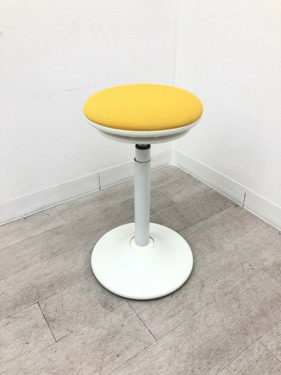 オカムラ pirouetto(ピルエット)シリーズ 昇降スツール 商品画像1