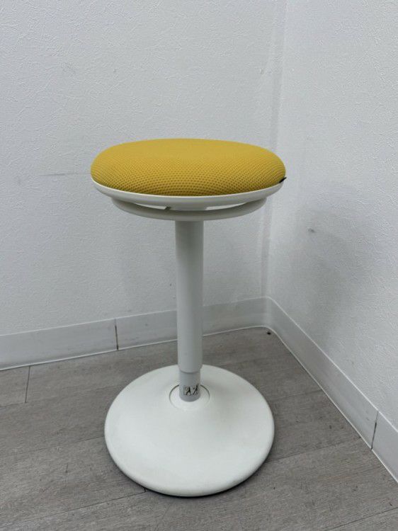 オカムラ pirouetto(ピルエット)シリーズ 昇降スツール 商品画像1