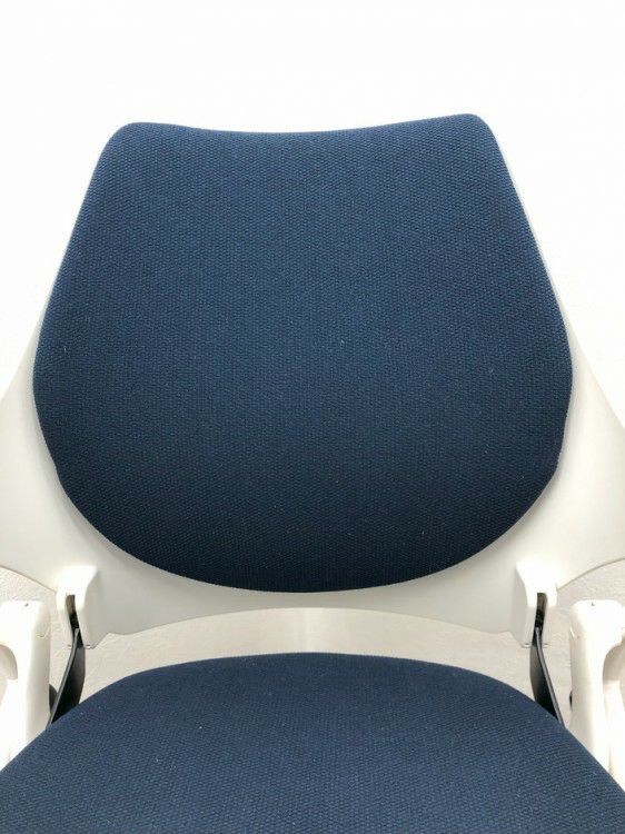 イトーキipsa(イプサ)シリーズ ネスティングチェア3脚セット 商品画像9