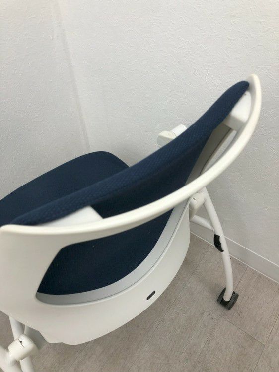 イトーキipsa(イプサ)シリーズ ネスティングチェア3脚セット 商品画像18