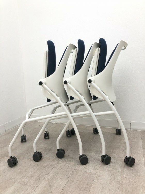 イトーキipsa(イプサ)シリーズ ネスティングチェア3脚セット 商品画像25