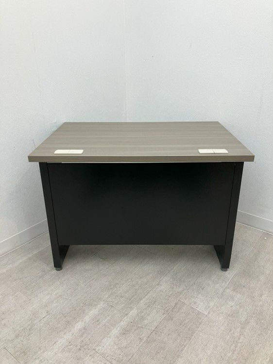 ライオンエランサシリーズ 1000平デスク 商品画像5