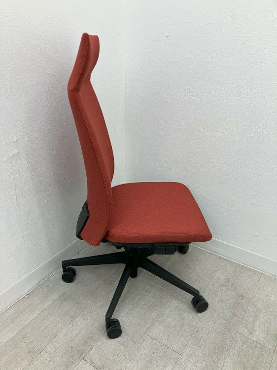 ライオンLEO(レオ)シリーズ OAチェア 商品画像3