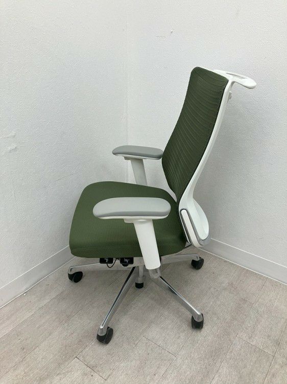 オカムラChoral（コーラル）チェア 可動肘付コーラルチェア 商品画像5