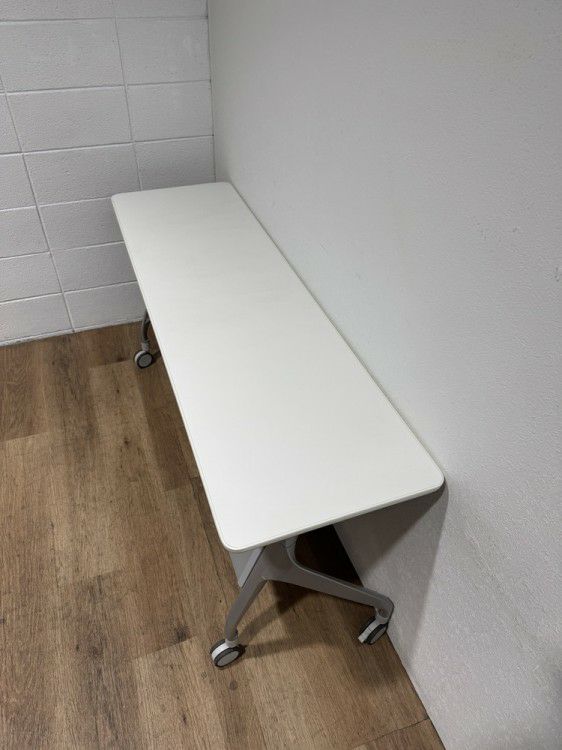 コクヨエピファイ(EPIPHY)シリーズ 平行スタックテーブル 商品画像2