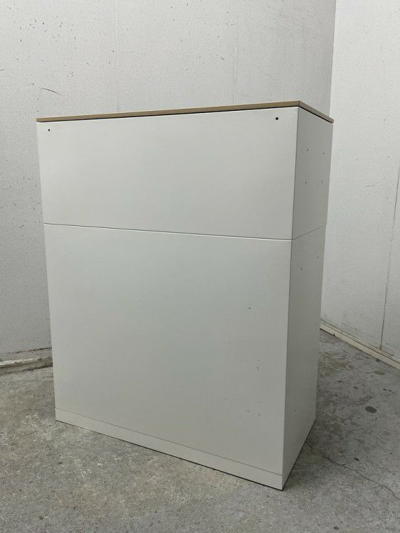 オカムラレクトラインシリーズ ガラス両開きクリアケース上下書庫 商品画像3