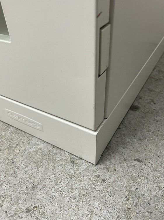 オカムラレクトラインシリーズ ガラス両開きクリアケース上下書庫 商品画像6