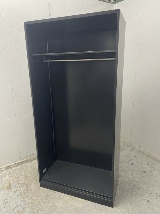 ウチダ（内田洋行）エルレージシリーズ ワードローブ 商品画像1