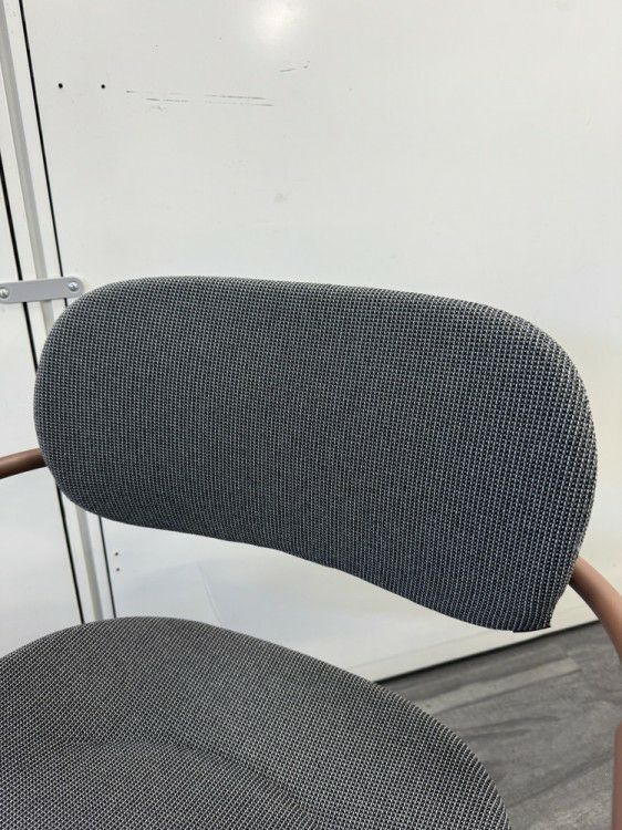 イトーキvertebra03（バーテブラ03 ）シリーズ 固定肘付バーテブラ03チェア 商品画像3