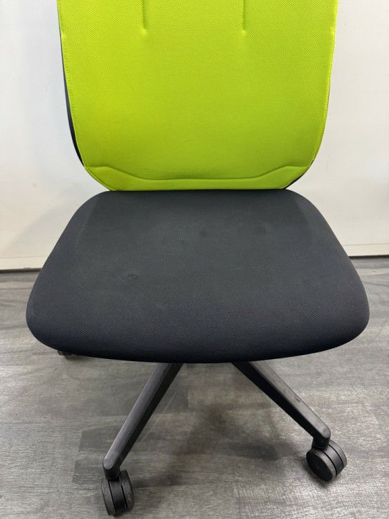 ウチダ（内田洋行）AJシリーズ AJチェア 商品画像4