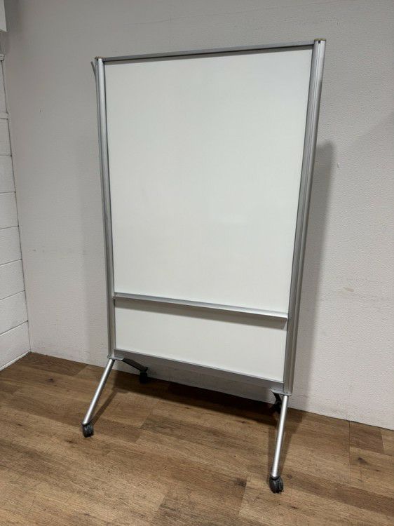 ウチダ（内田洋行）自立パーテーション 商品画像1