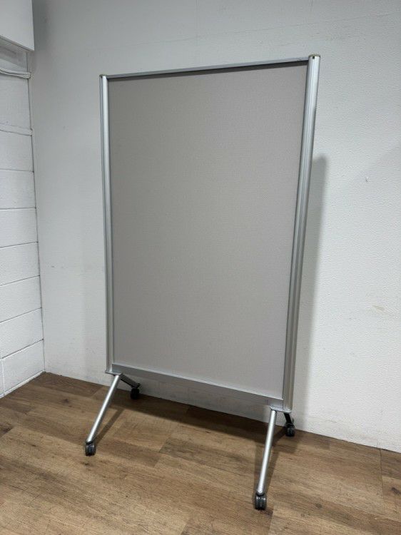 ウチダ（内田洋行）自立パーテーション 商品画像2