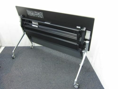 オカムラINTERACT NT(インターアクトエヌティー)シリーズ  1500サイドスタックテーブル 商品画像4