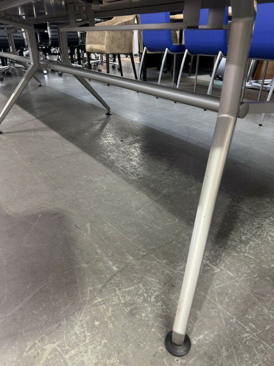 イトーキDDシリーズ 3600ミーテイングテーブル 商品画像8