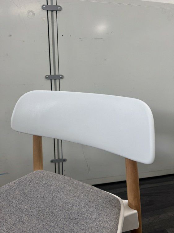 ニトリスタッキングチェア 商品画像3