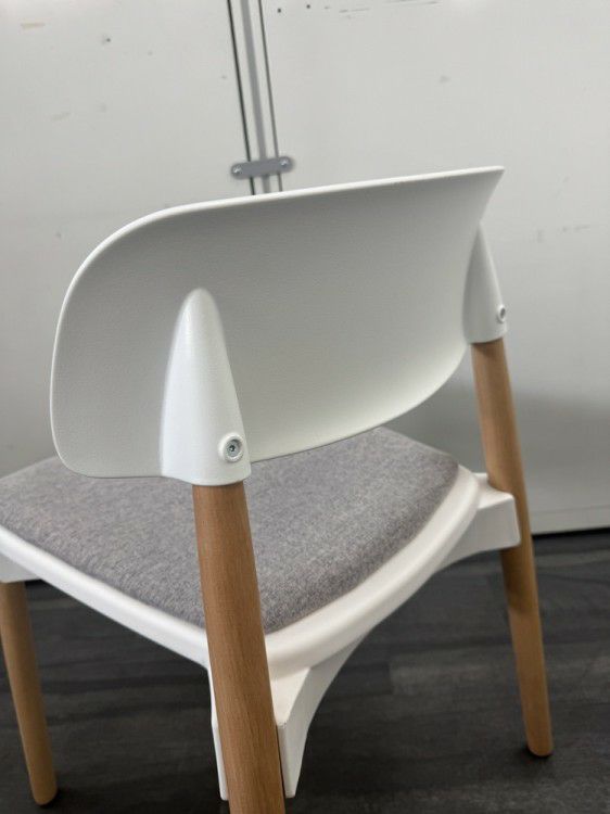 ニトリスタッキングチェア 商品画像6