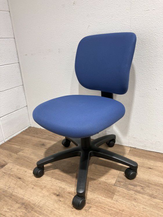 コクヨイーザ（EAZA）チェア イーザチェア 商品画像1