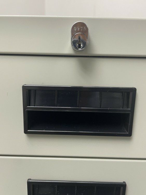 プラススチールキャビネット 商品画像7