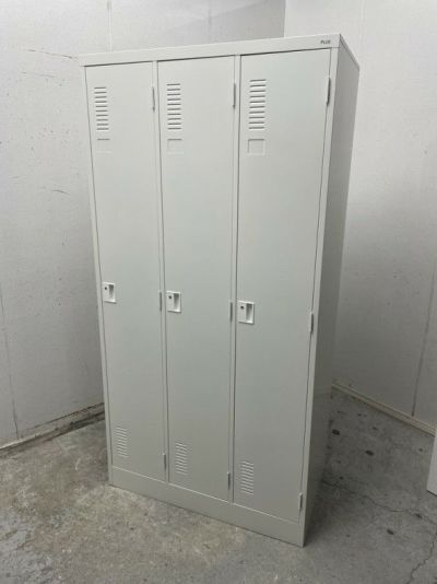 プラスLK2シリーズ 3人用ロッカー 商品画像1