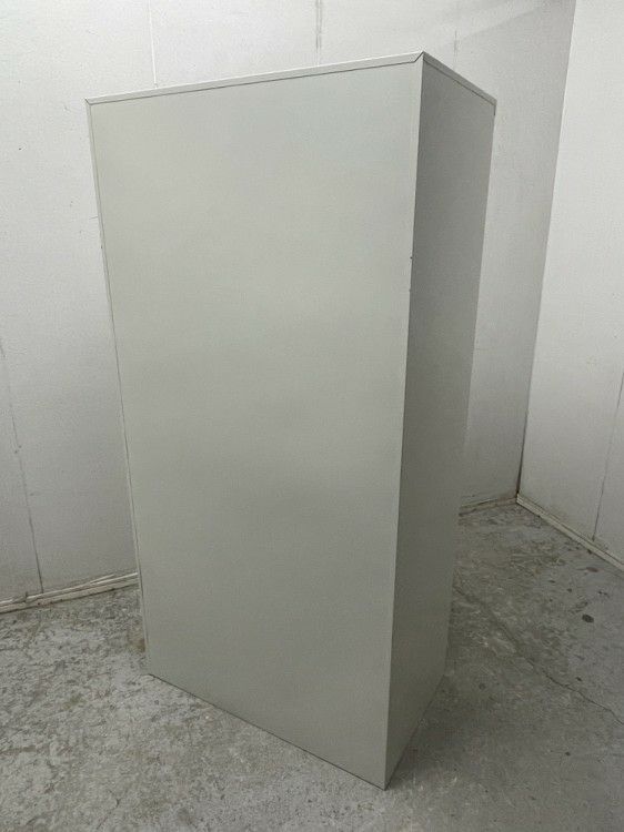 プラスLK2シリーズ 3人用ロッカー 商品画像3