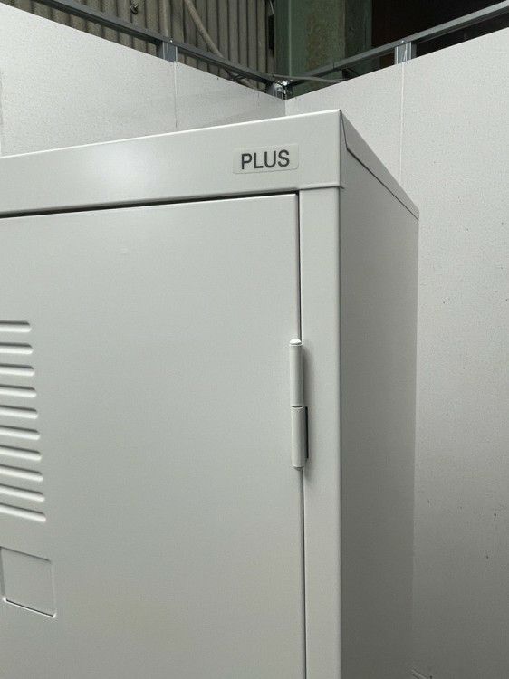 プラスLK2シリーズ 3人用ロッカー 商品画像4