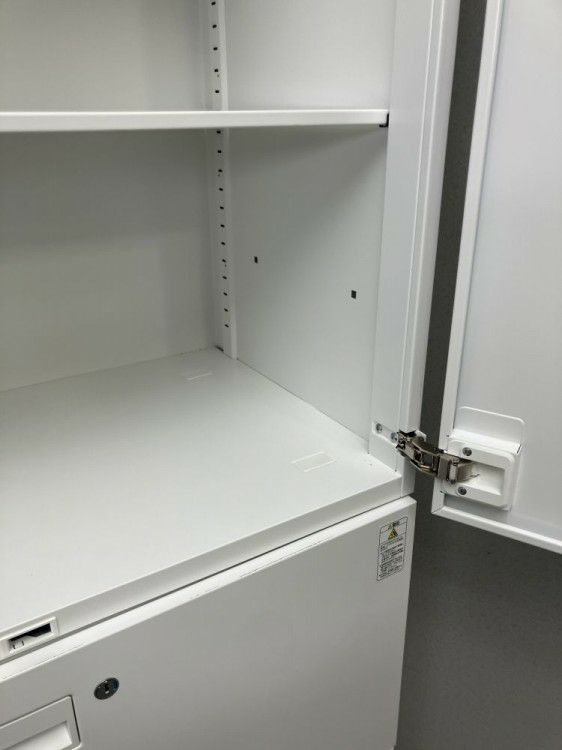 コクヨEDIA(エディア)シリーズ 3段ラテラル・両開き上下書庫 商品画像6