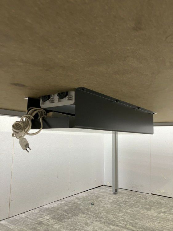 オカムラ4L12シリーズ 2100ミーティングテーブル 商品画像6