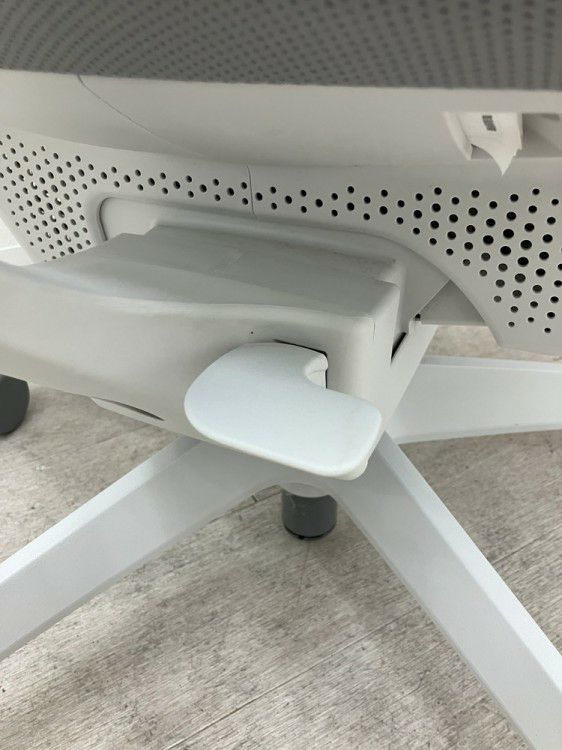 コクヨing(イング)チェア 固定肘付イングチェア 商品画像14