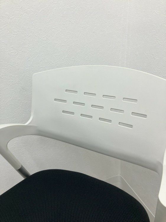 イトーキカクタスシリーズ スタッキングチェア3脚セット 商品画像7