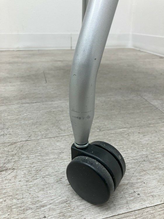 イトーキカクタスシリーズ スタッキングチェア3脚セット 商品画像13