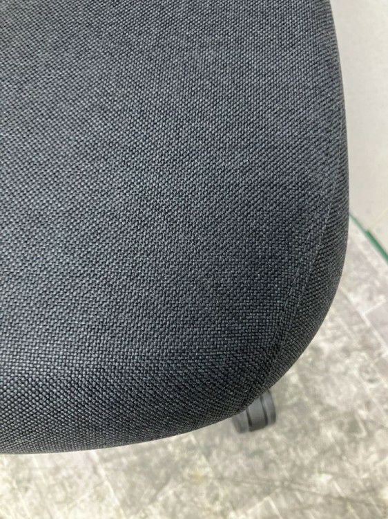 イトーキ固定肘付ノートチェア 商品画像7