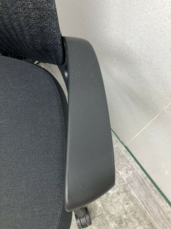 イトーキ固定肘付ノートチェア 商品画像9