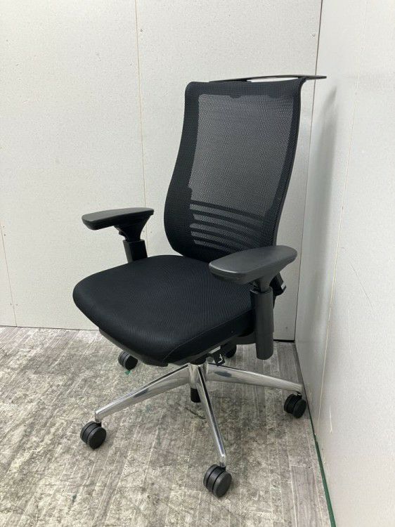 コクヨBezel(ベゼル)チェア 可動肘付ベゼルチェア 商品画像1