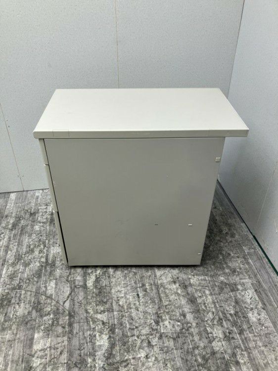 コクヨBS+シリーズ 3段脇机 商品画像5