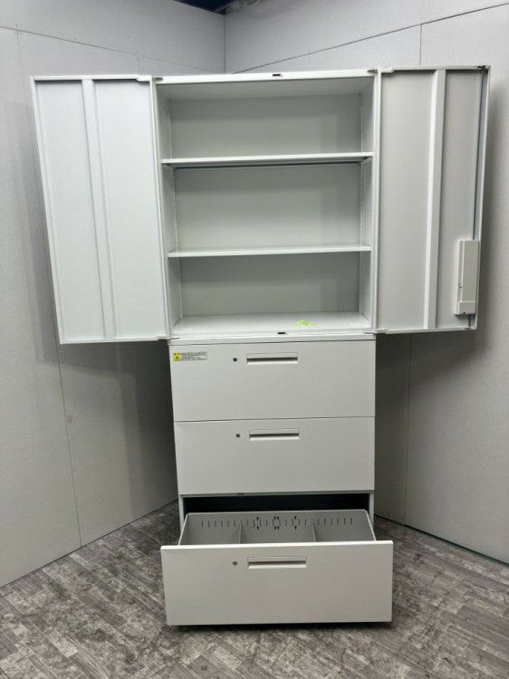 ウチダ（内田洋行）HS(ハイパーストレージ)シリーズ 3段ラテラル・両開き上下書庫 商品画像3