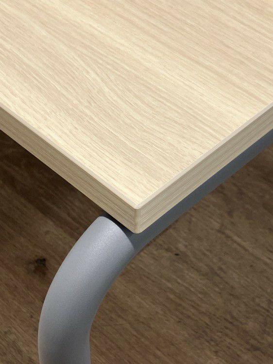 コクヨデイズオフィス パイルパイプシリーズ ミーティングテーブル 商品画像3